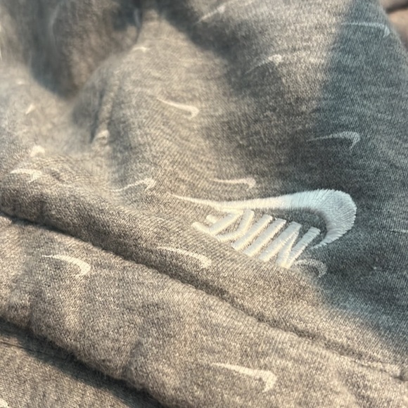 Nike Grey hoodie Sz L - Picture 3 of 3